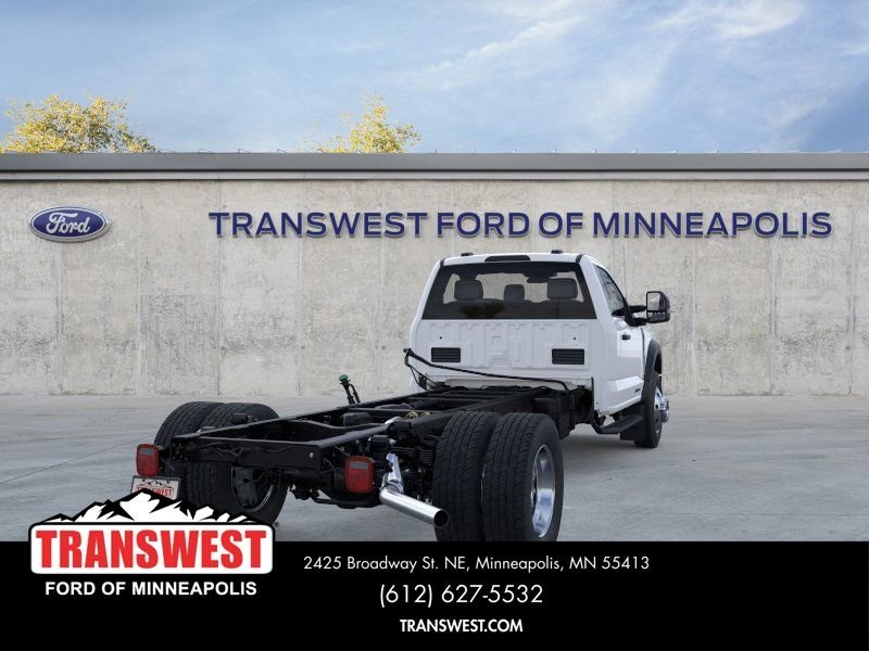 New 2025 White Ford XLT image 8