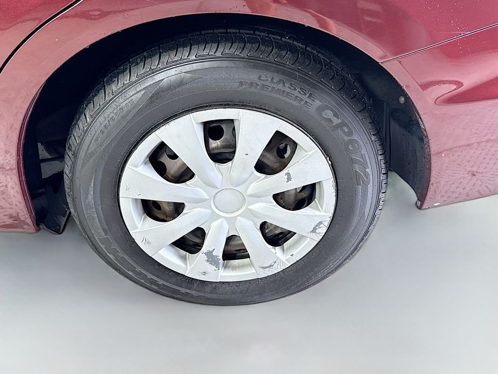 Used 2013  Honda LX image 28