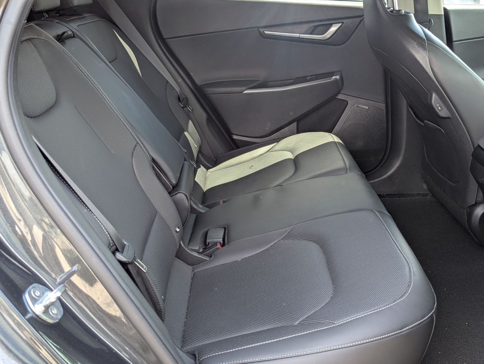 Used 2024 Gray Kia Wind image 23