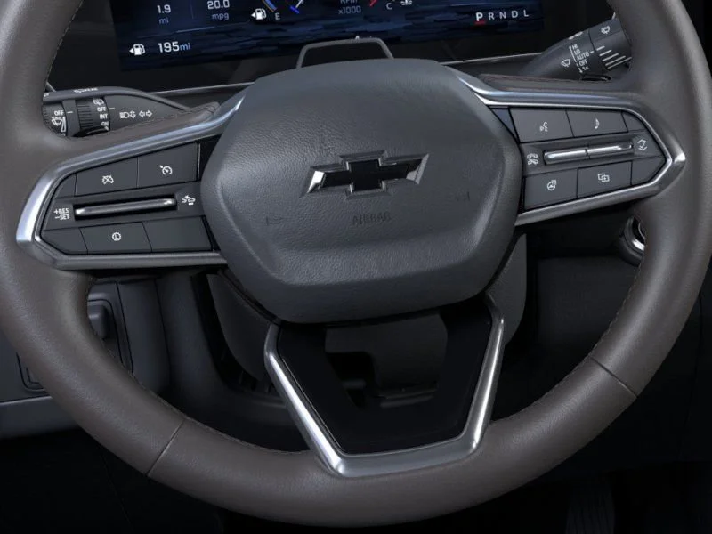 New 2026 Summit White Chevrolet RST image 19