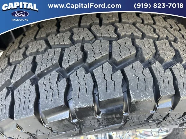 Used 2020 Black Ford XLT image 14