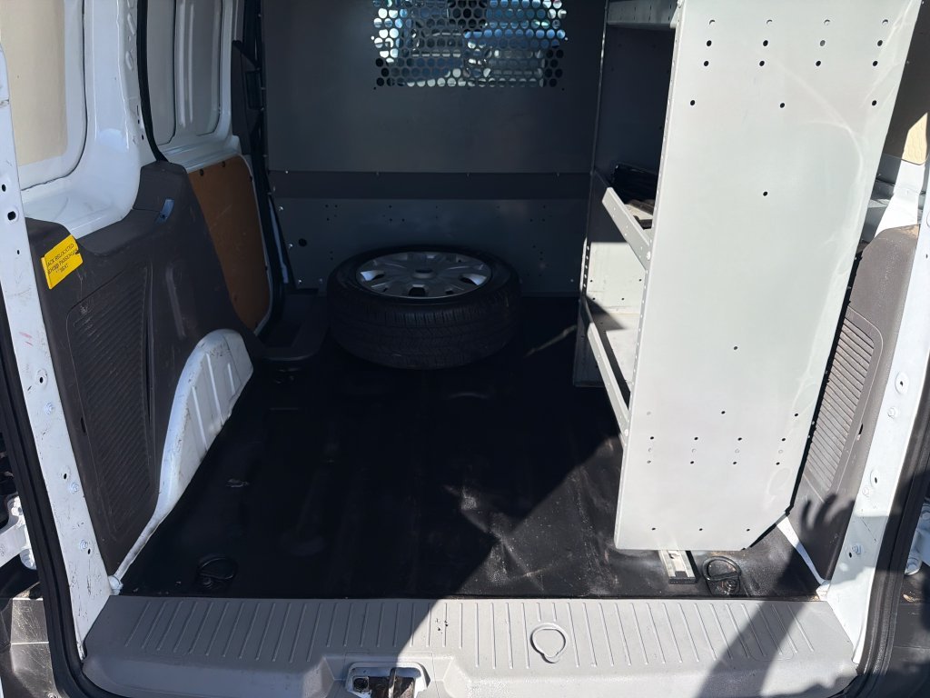 Used 2022 White Ford XL image 9