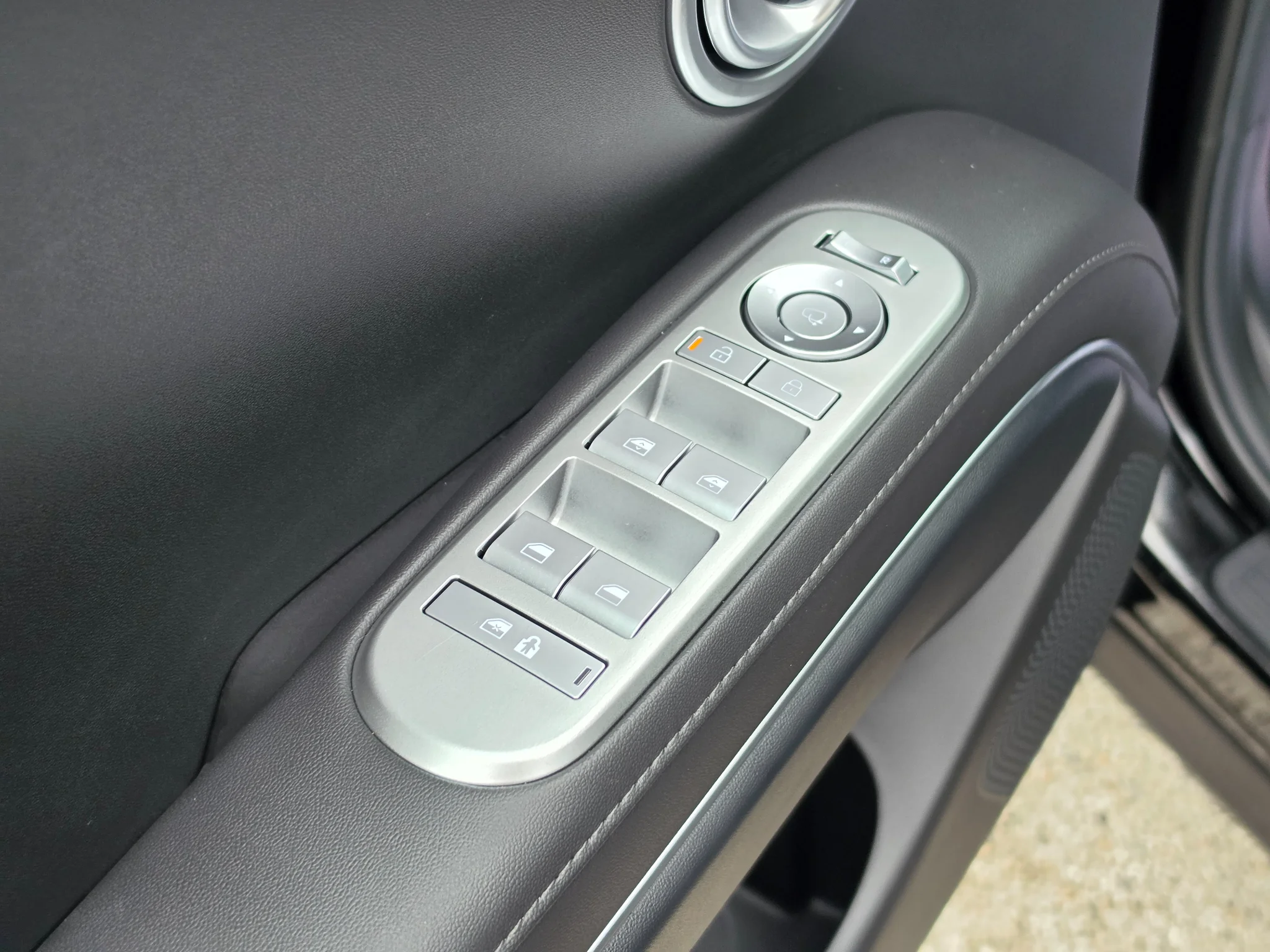 New 2027 Abyss Black Pearl Hyundai SEL Premium 7P image 19