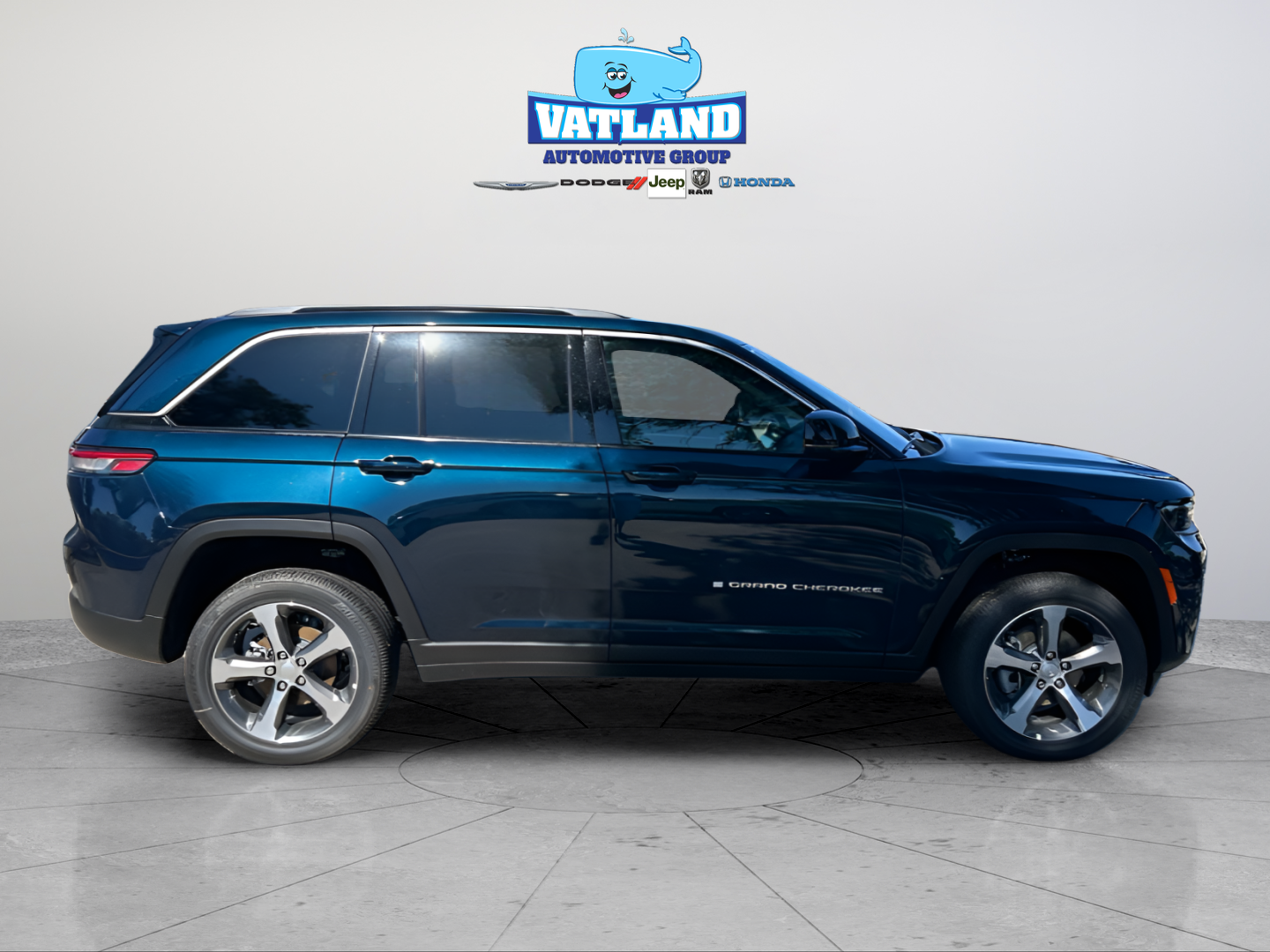 New 2026 Fathom Blue Pearl-Coat Exterior Paint Jeep Limited image 6