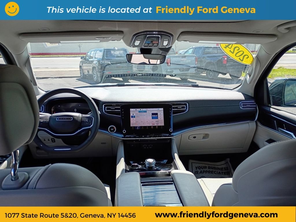 Used 2024 White Jeep Base image 9