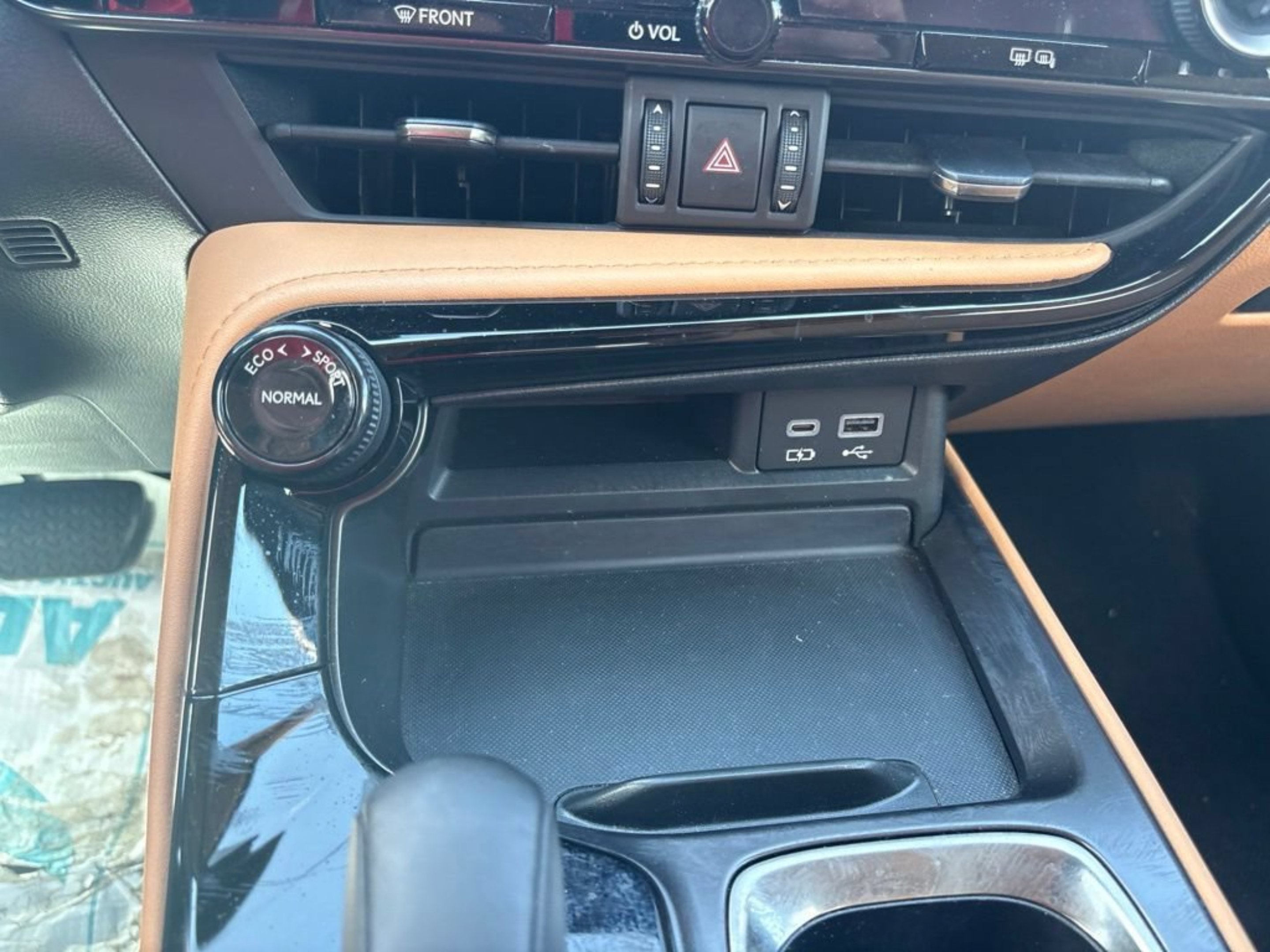 Used 2024 Atomic Silver Lexus NX 250 Premium image 13