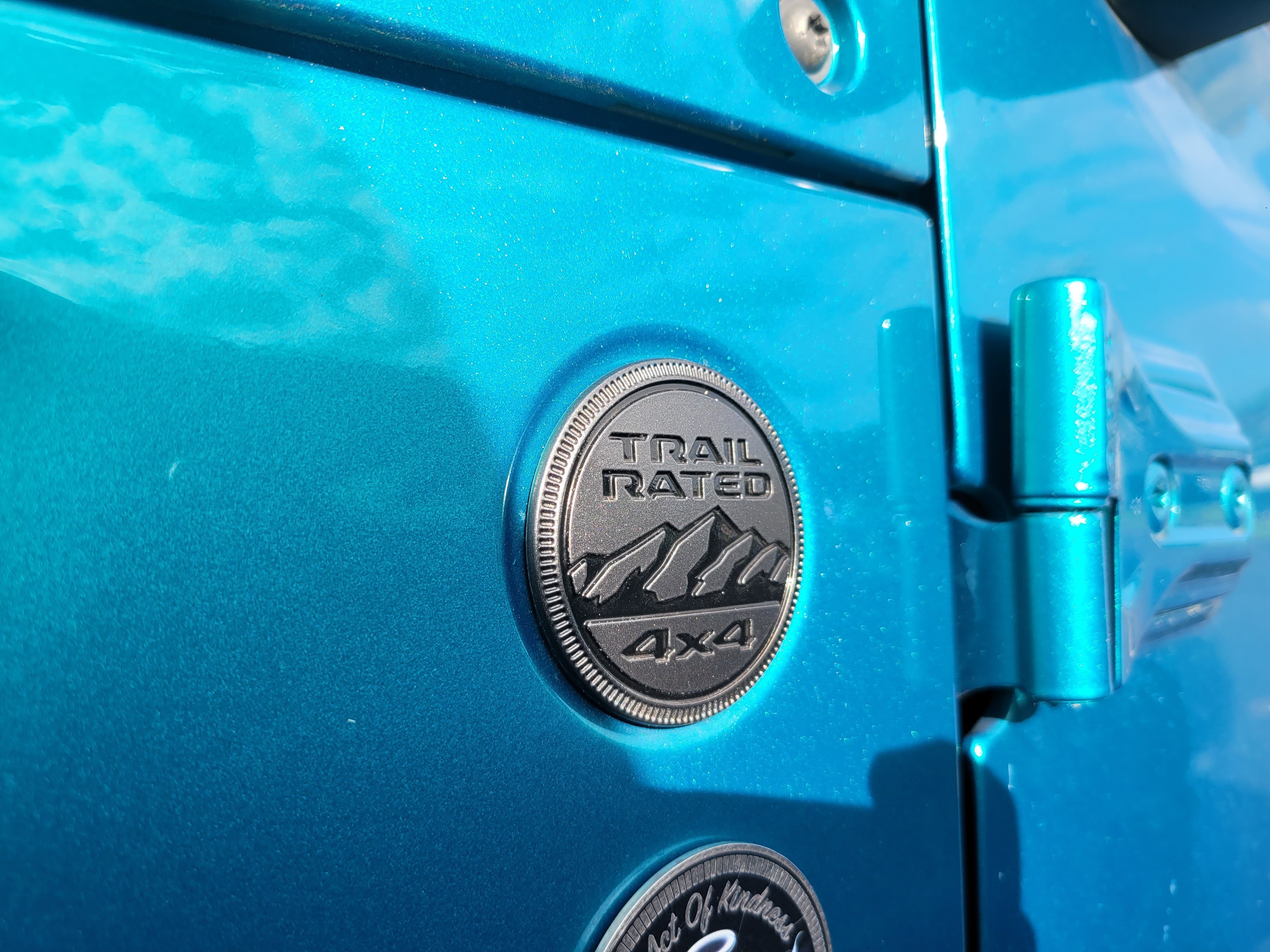 Used 2024 Bikini Pearl Coat Jeep Sport image 9