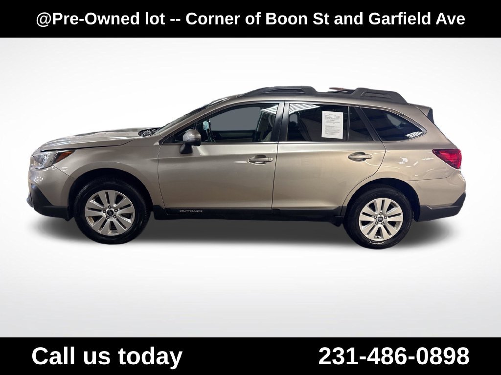 Used 2018 Gray Subaru 2.5i Premium image 2