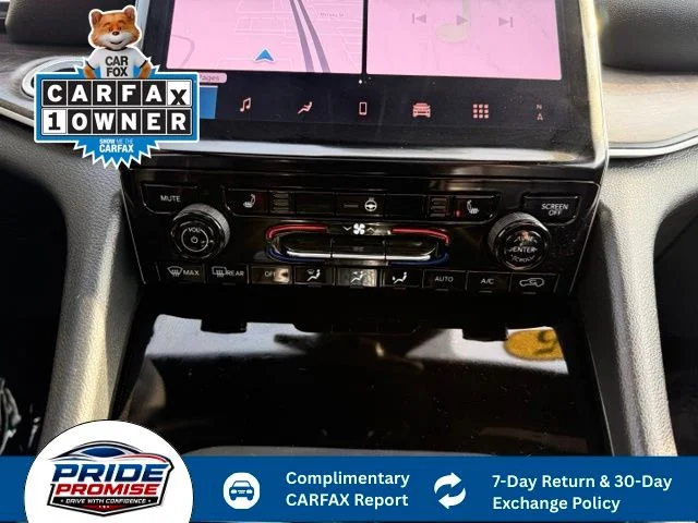 Used 2025 White Jeep Limited image 19