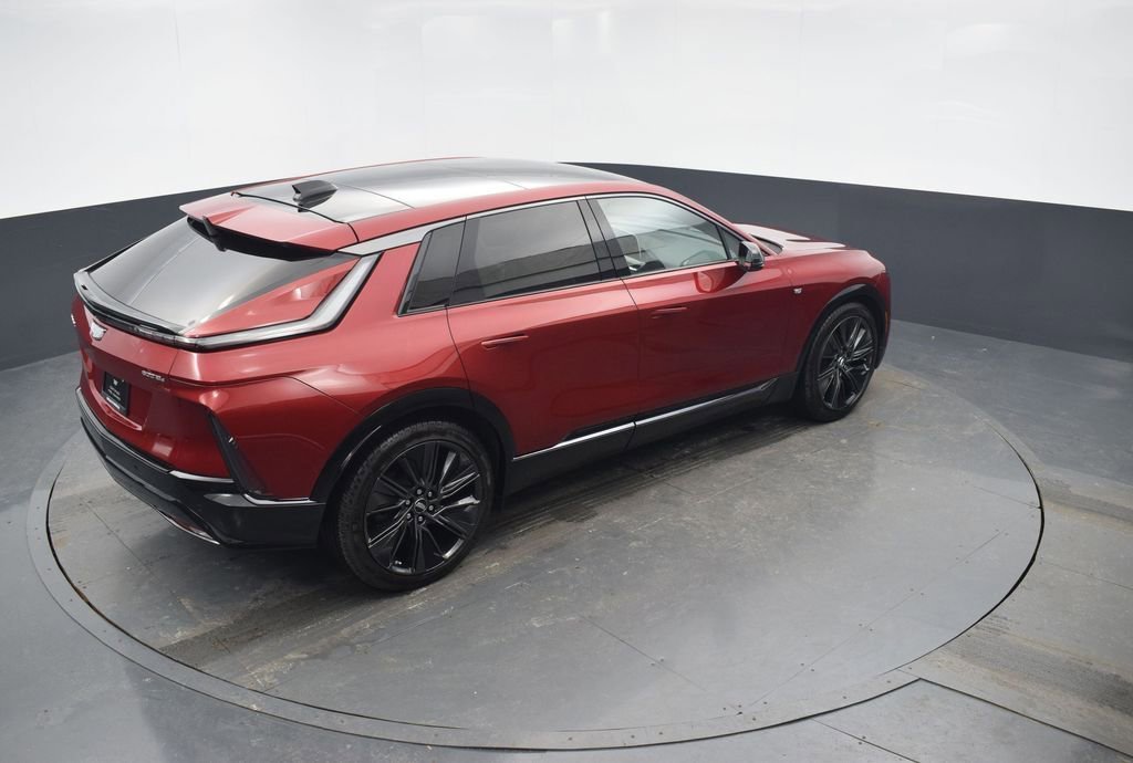 2024 CADILLAC LYRIQ - Image 40