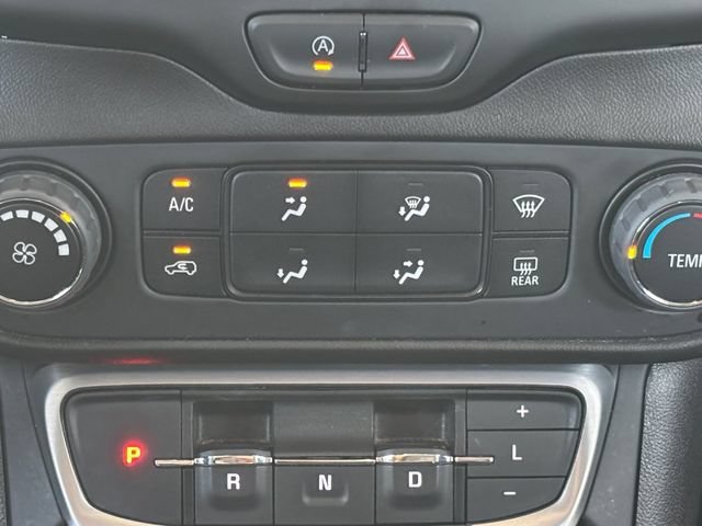 Used 2024 Ebony Twilight Metallic GMC SLE image 5