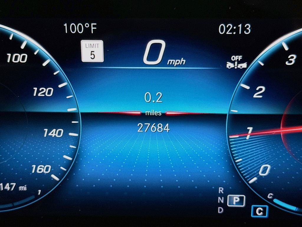 Used 2023 White Mercedes-Benz GLB 250 image 12