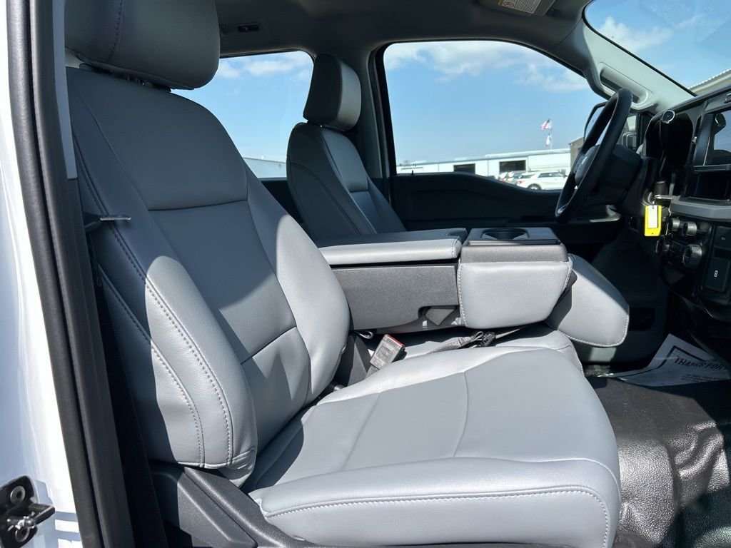 New 2026 Oxford White Ford XL image 44