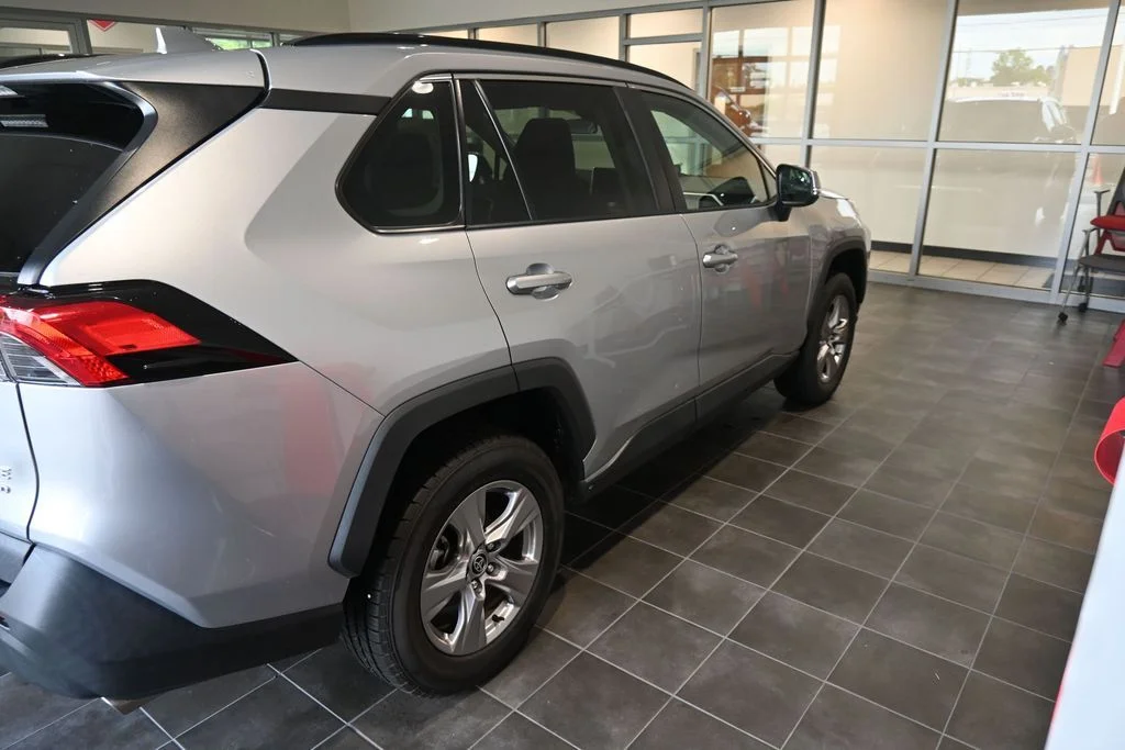 Used 2023 Silver Toyota XLE image 7