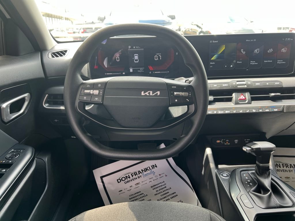 Used 2025 White Kia LX image 16