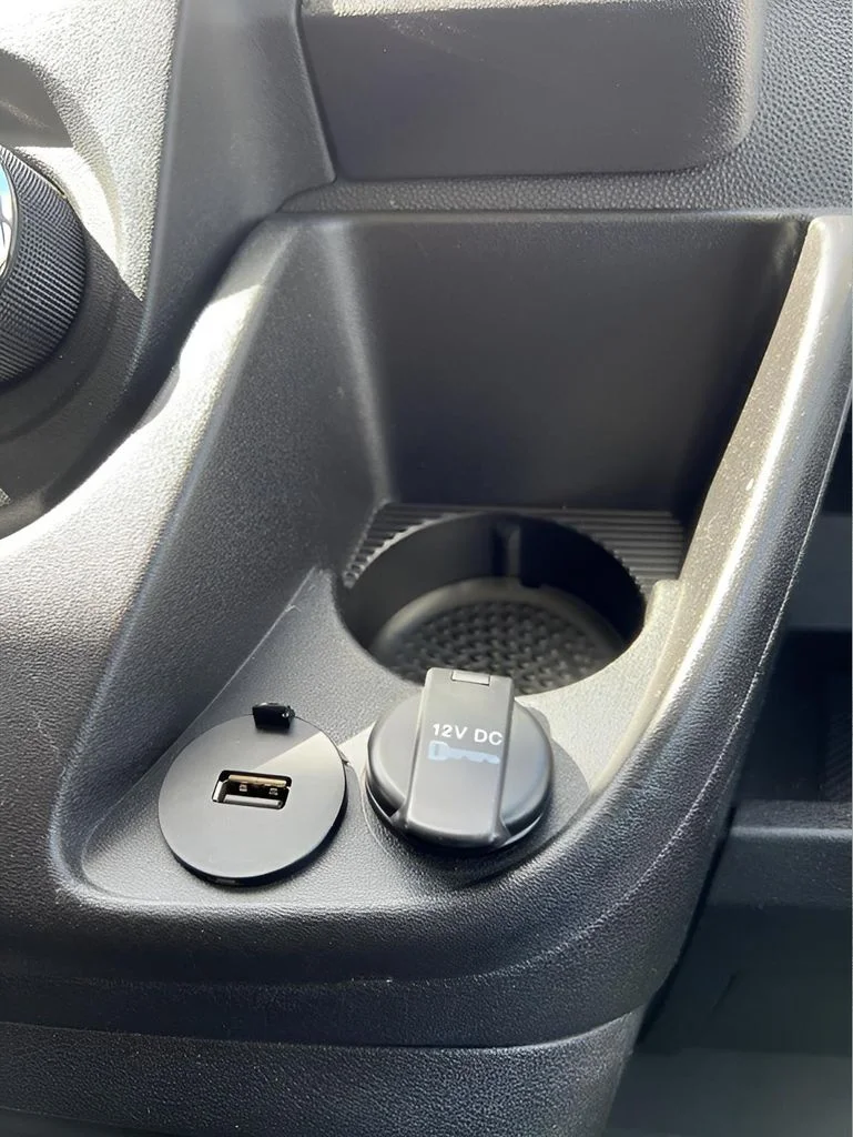 Used 2014 White Ram Base image 23