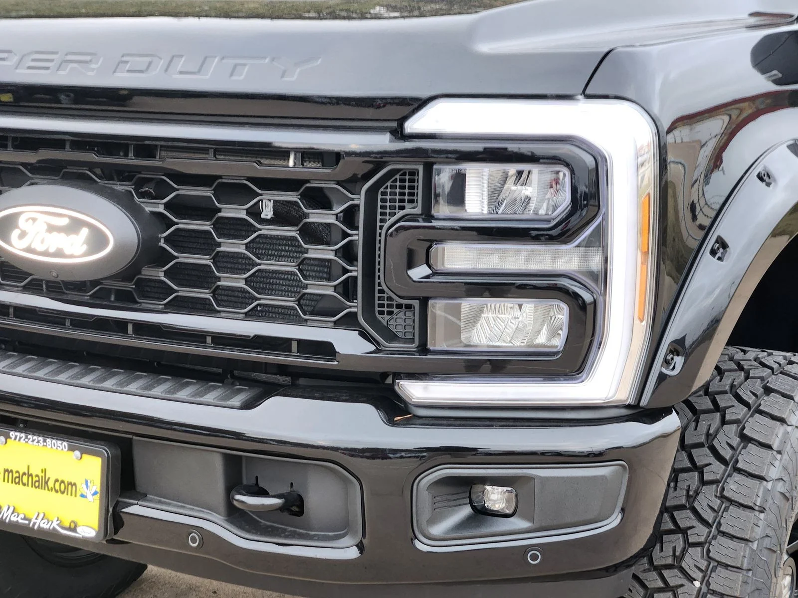 New 2026 Agate Black Metallic Ford F-250® Lariat® image 5