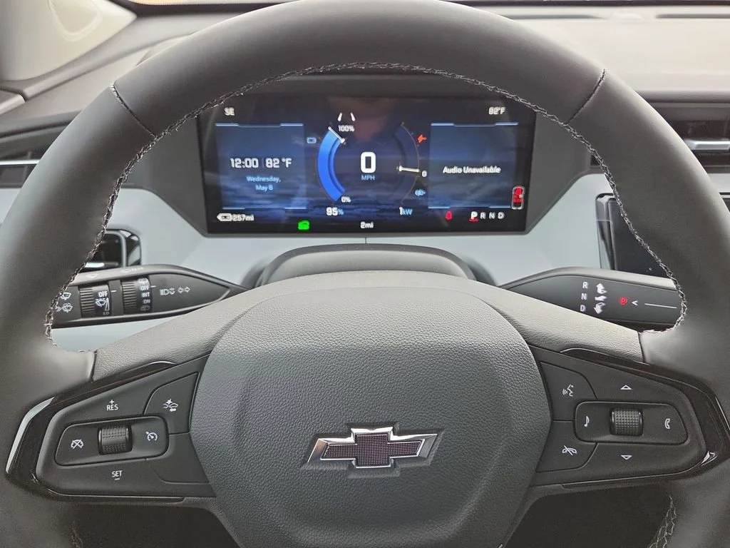 New 2027 Mosaic Black Metallic Chevrolet LT image 3