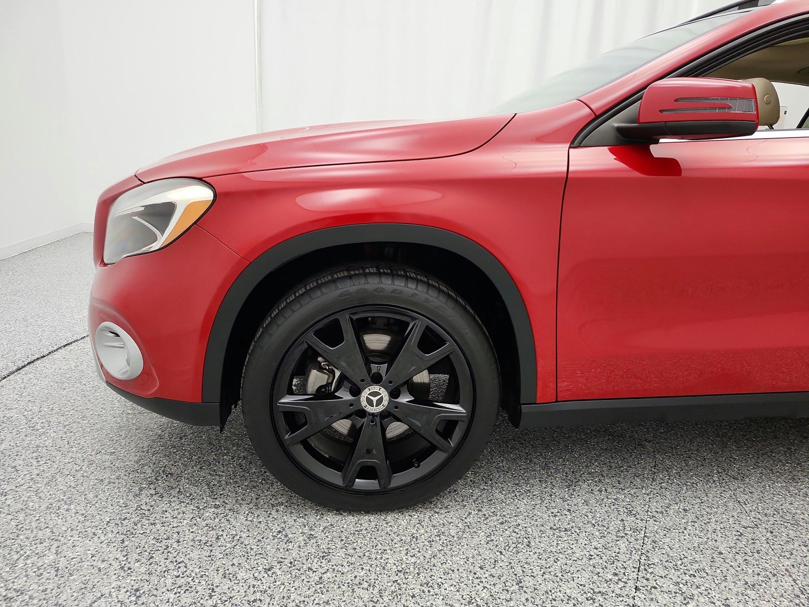 Used 2019 Jupiter Red Mercedes-Benz GLA 250 SUV image 17