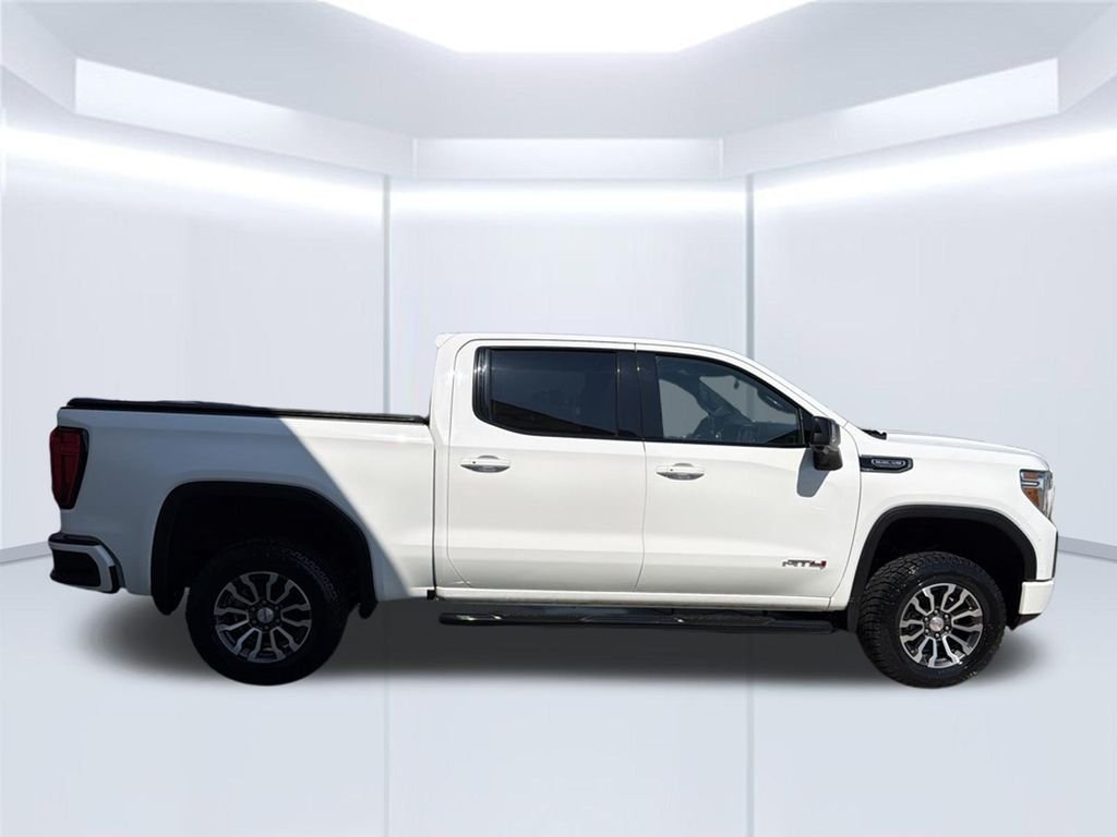 Used 2019 White GMC AT4 image 8
