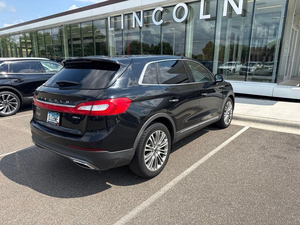 Used 2018 Black Lincoln Reserve image 7