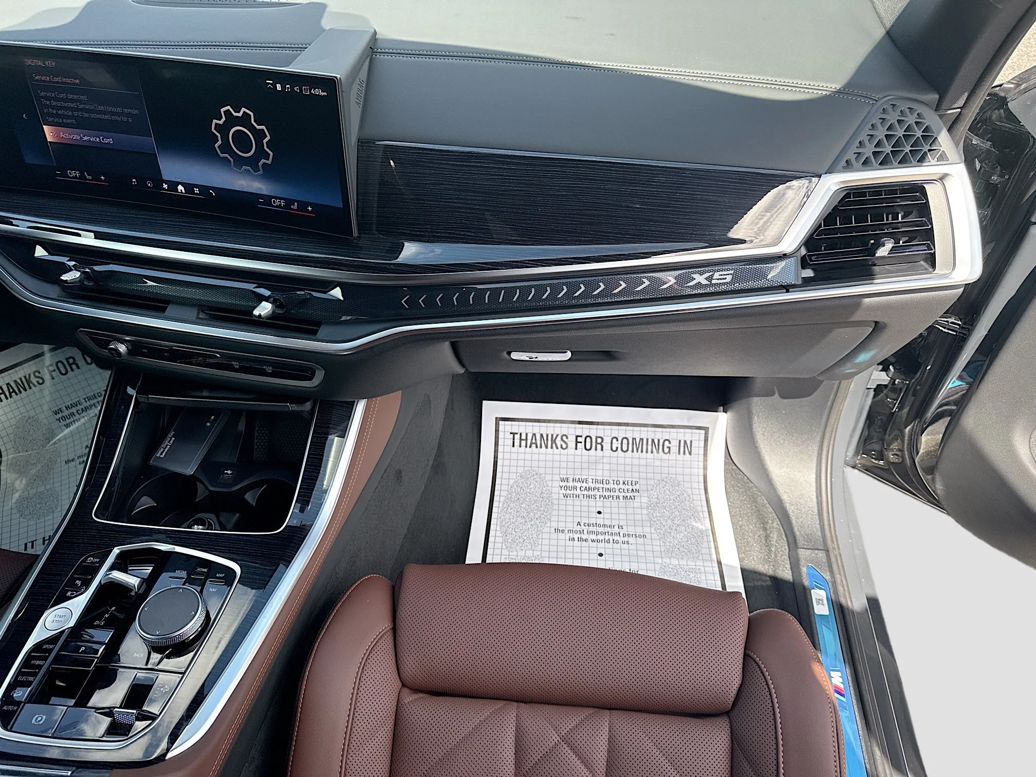 New 2026 Dravit Grey Metallic BMW xDrive50e image 18