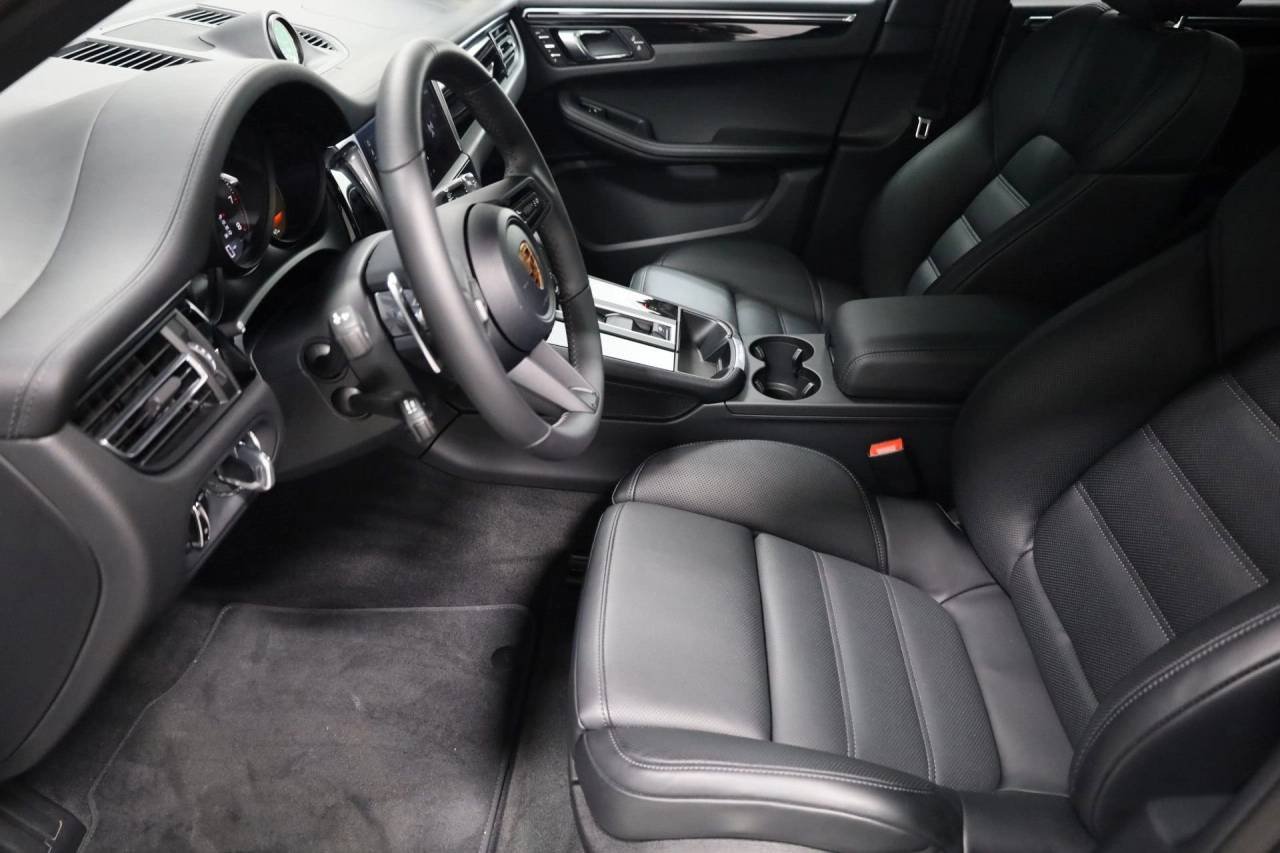 Certified Used 2026 White Porsche  image 5