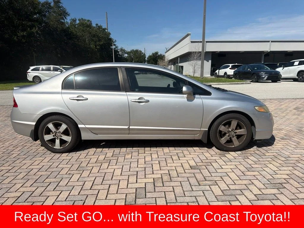 Used 2011 Silver Honda LX-S image 3