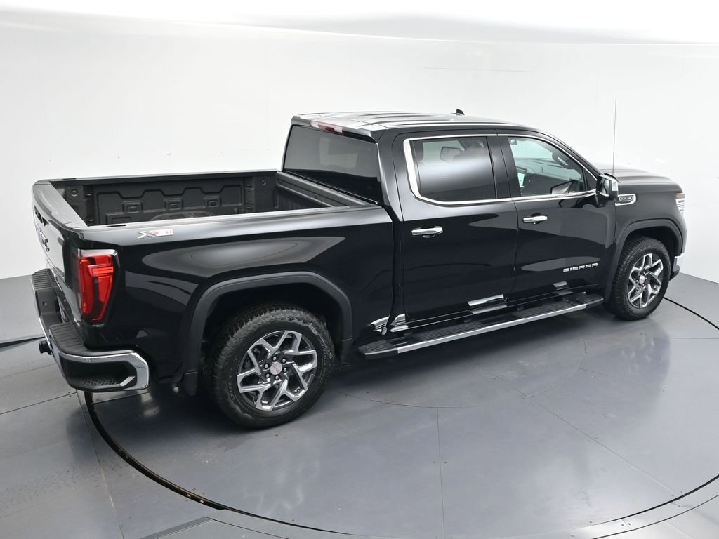 New 2026 Onyx Black GMC SLT image 5