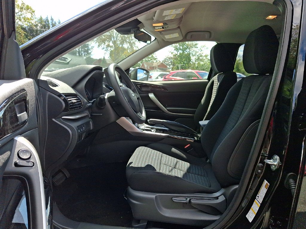 New 2026 Black Mitsubishi LE 1.5T S-AWC image 7