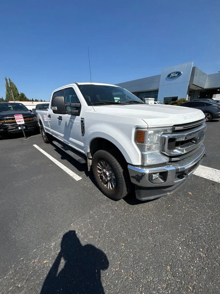 Used 2020 White Ford XLT image 3