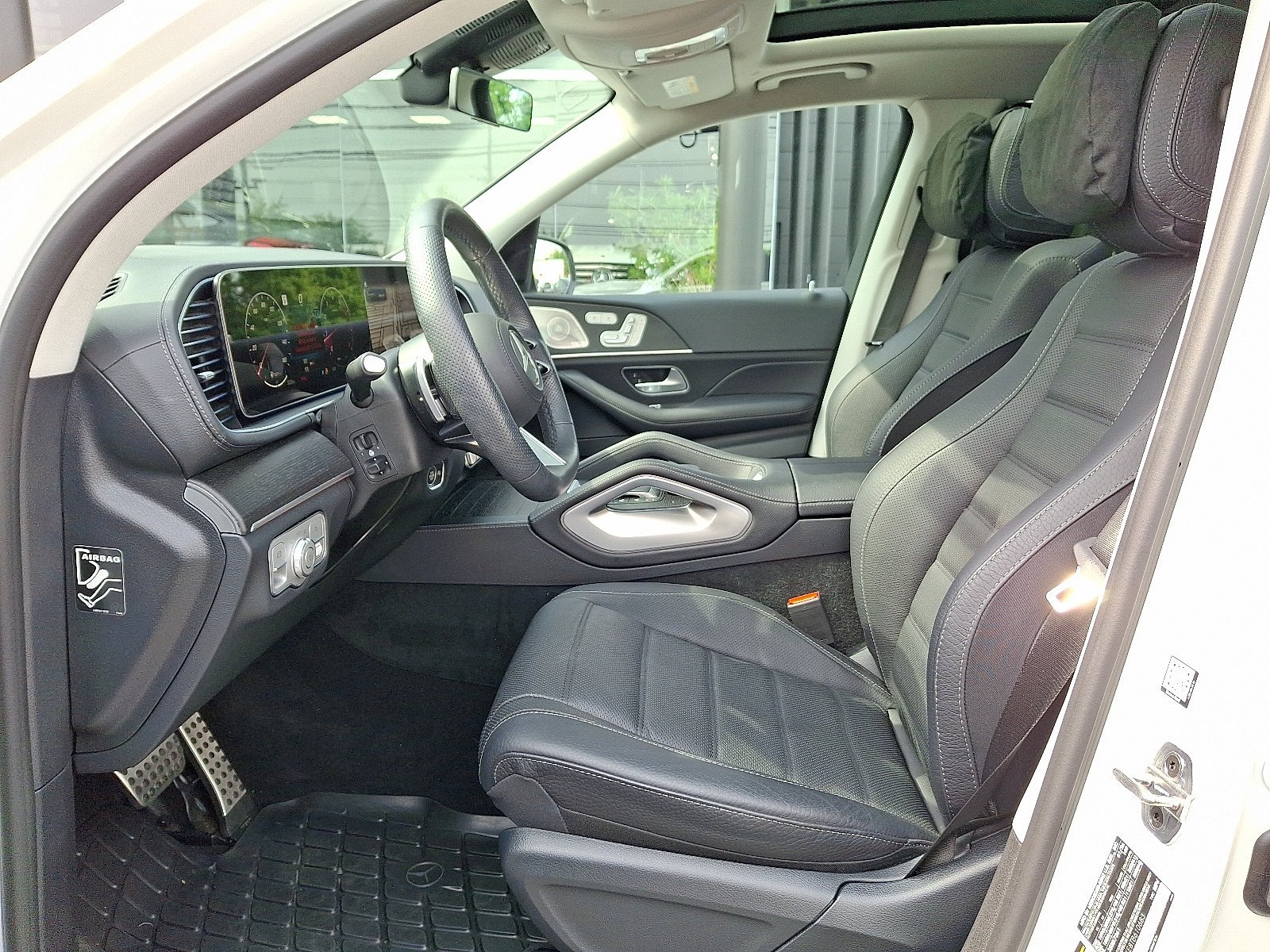 Used 2026 Polar White   149 Mercedes-Benz GLS 450 image 14