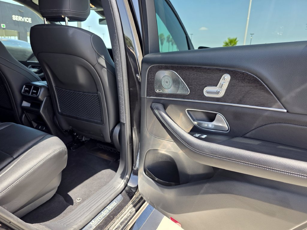 New 2026 Obsidian Black Metallic Mercedes-Benz GLE 350 image 44