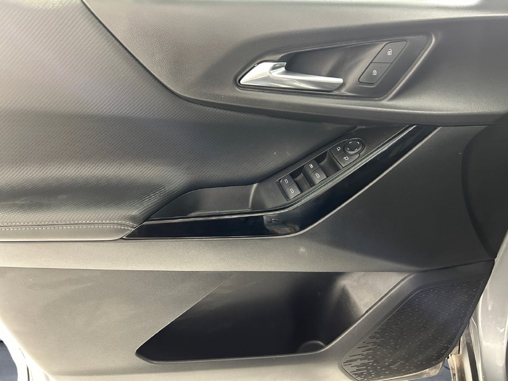 Used 2025 Gray Chevrolet LT image 12