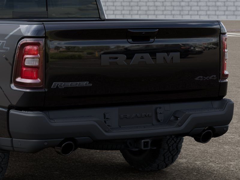 New 2026 Diamond Black Crystal Pearl-Coat Exterior Paint RAM Rebel image 13