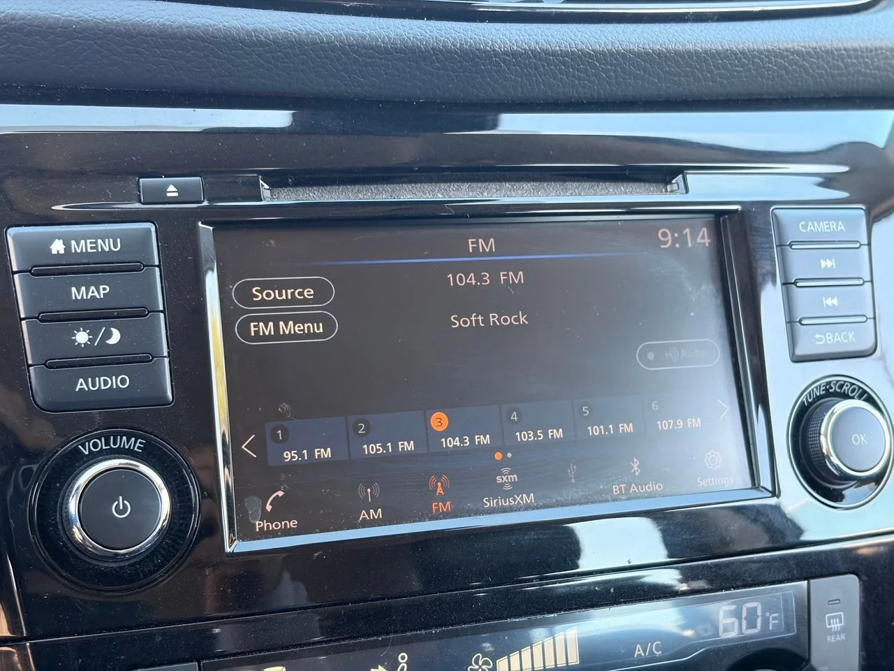 Used 2022 Gun Metallic Nissan SL image 19