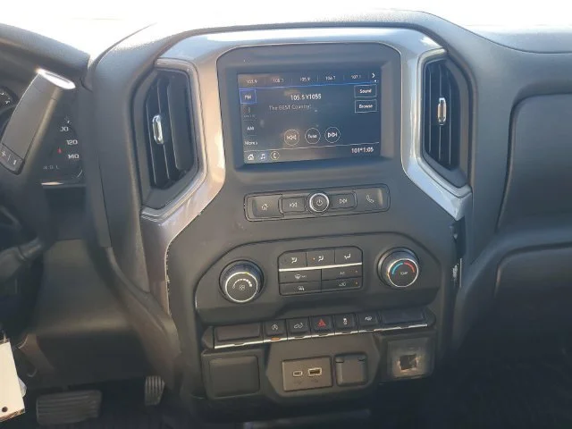Used 2022 Summit White Chevrolet WT image 19