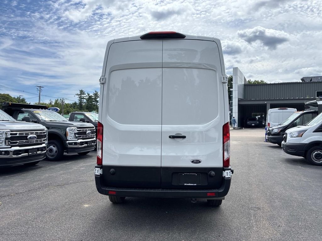 Used 2024 White Ford Base image 6