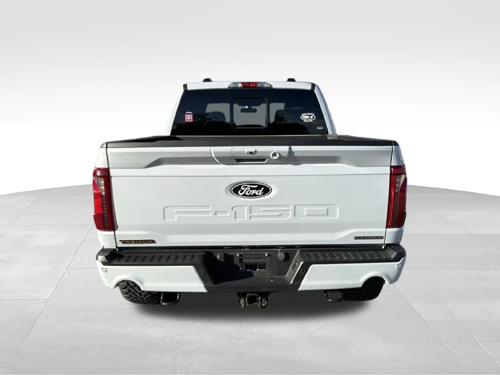 Used 2025 White Ford Tremor image 16