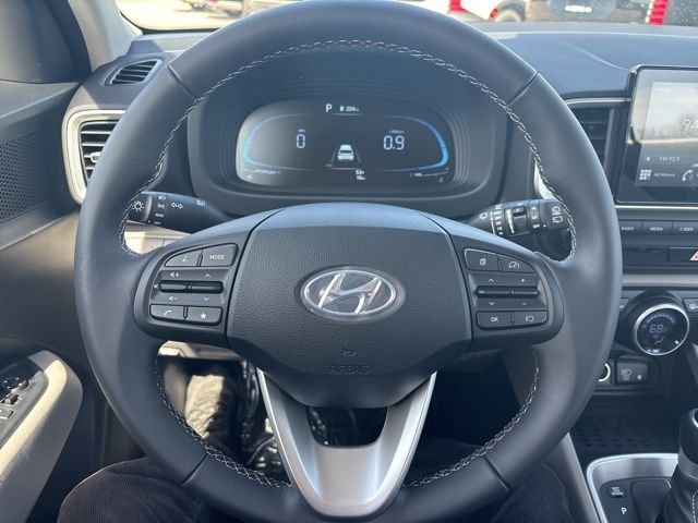 New 2026 Shimmering Silver Hyundai SEL image 18