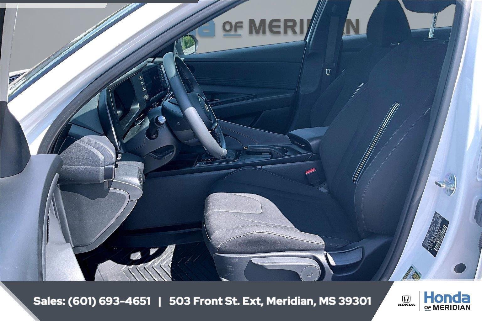 Used 2026 Serenity White Hyundai SEL Sport image 18
