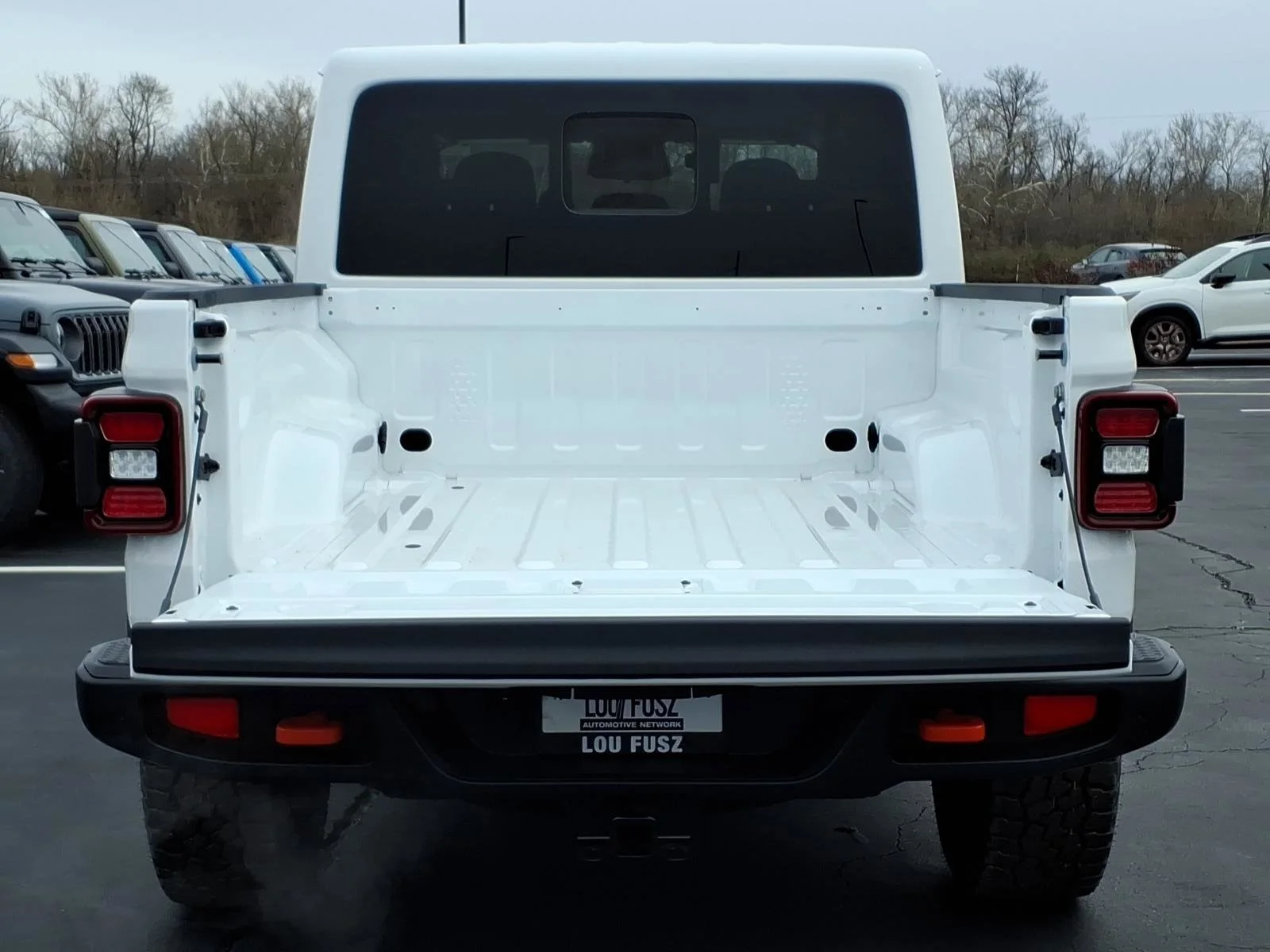 New 2026 Bright White Clearcoat Jeep Mojave image 19