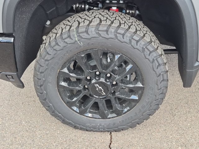 2026 Chevrolet Silverado 3500HD LTZ - Photo 15