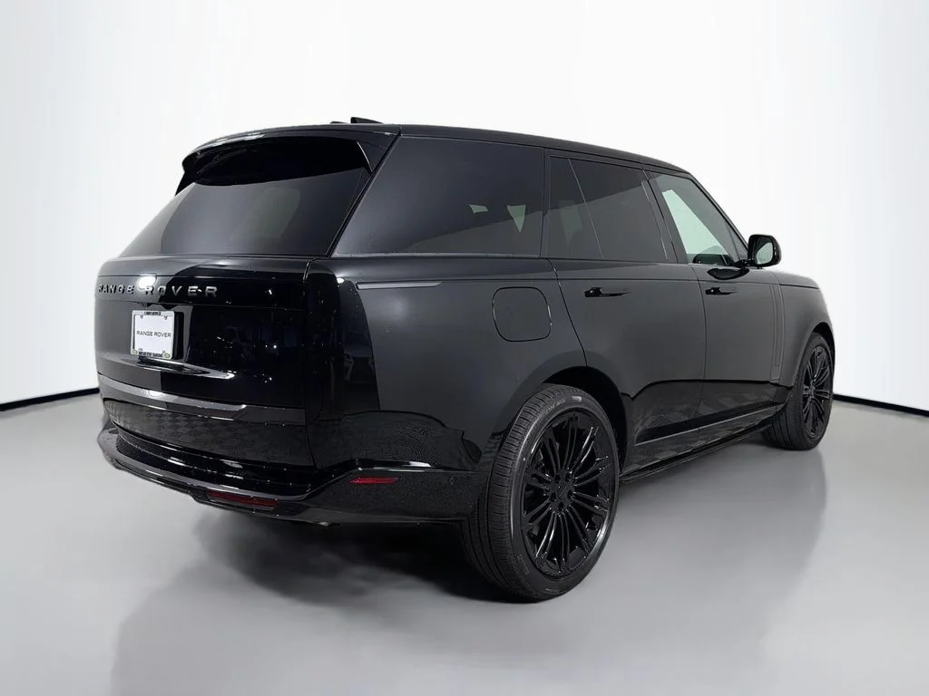 New 2026 Santorini Black Land Rover Autobiography image 5