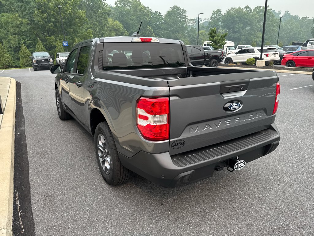 New 2026 Carbonized Gray Metallic Ford XLT image 17
