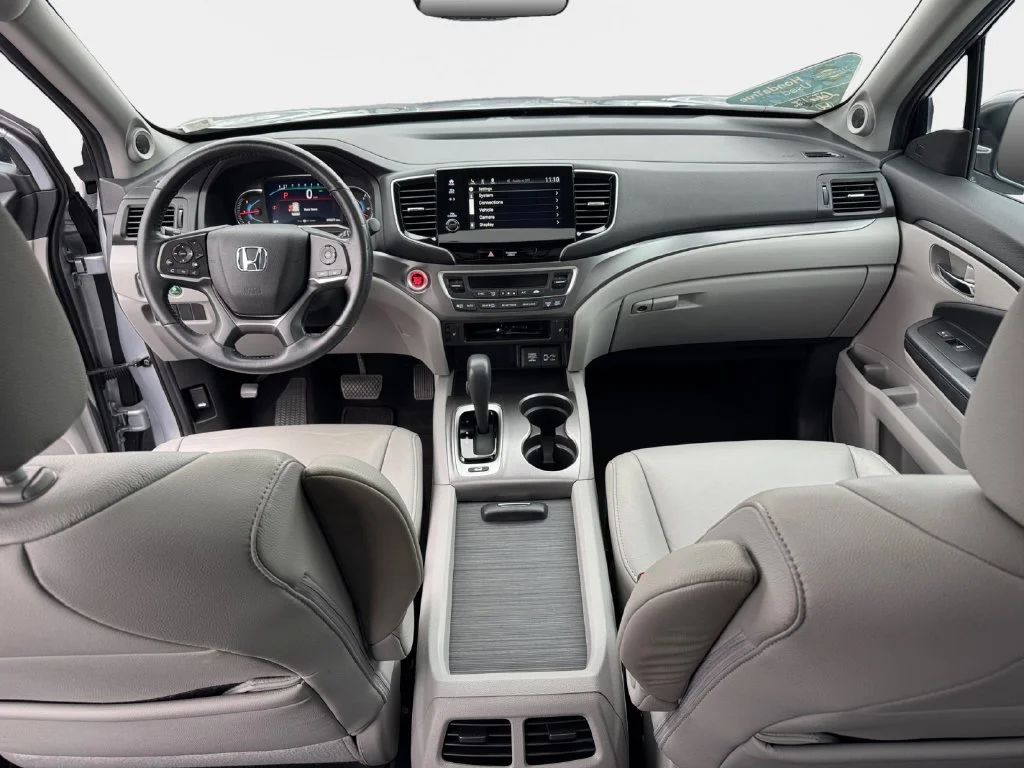 Certified Used 2019 Silver Honda EX-L image 15