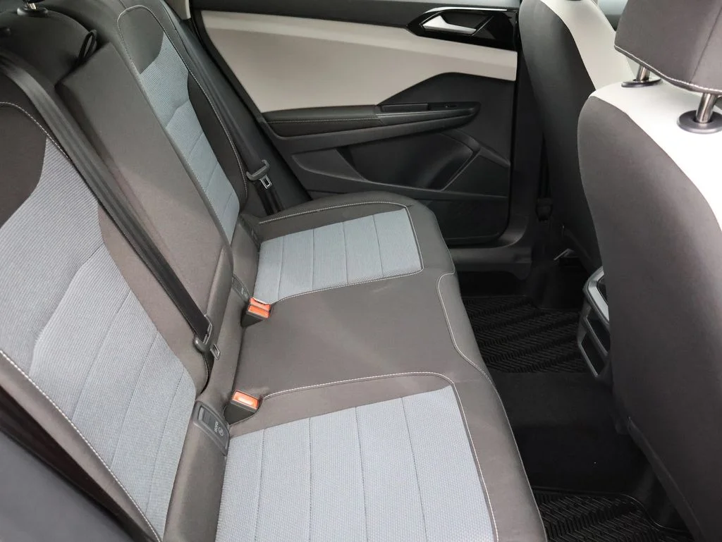 New 2026 Silver Volkswagen 1.5T S image 31