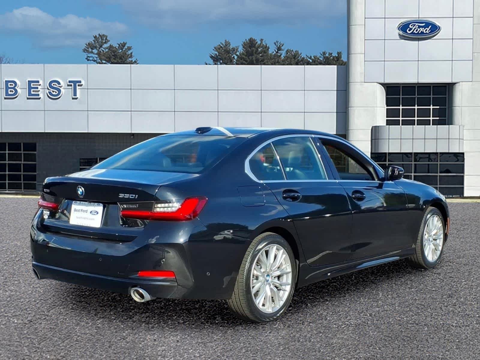 Used 2024 Black Sapphire Metallic BMW 330i xDrive image 7