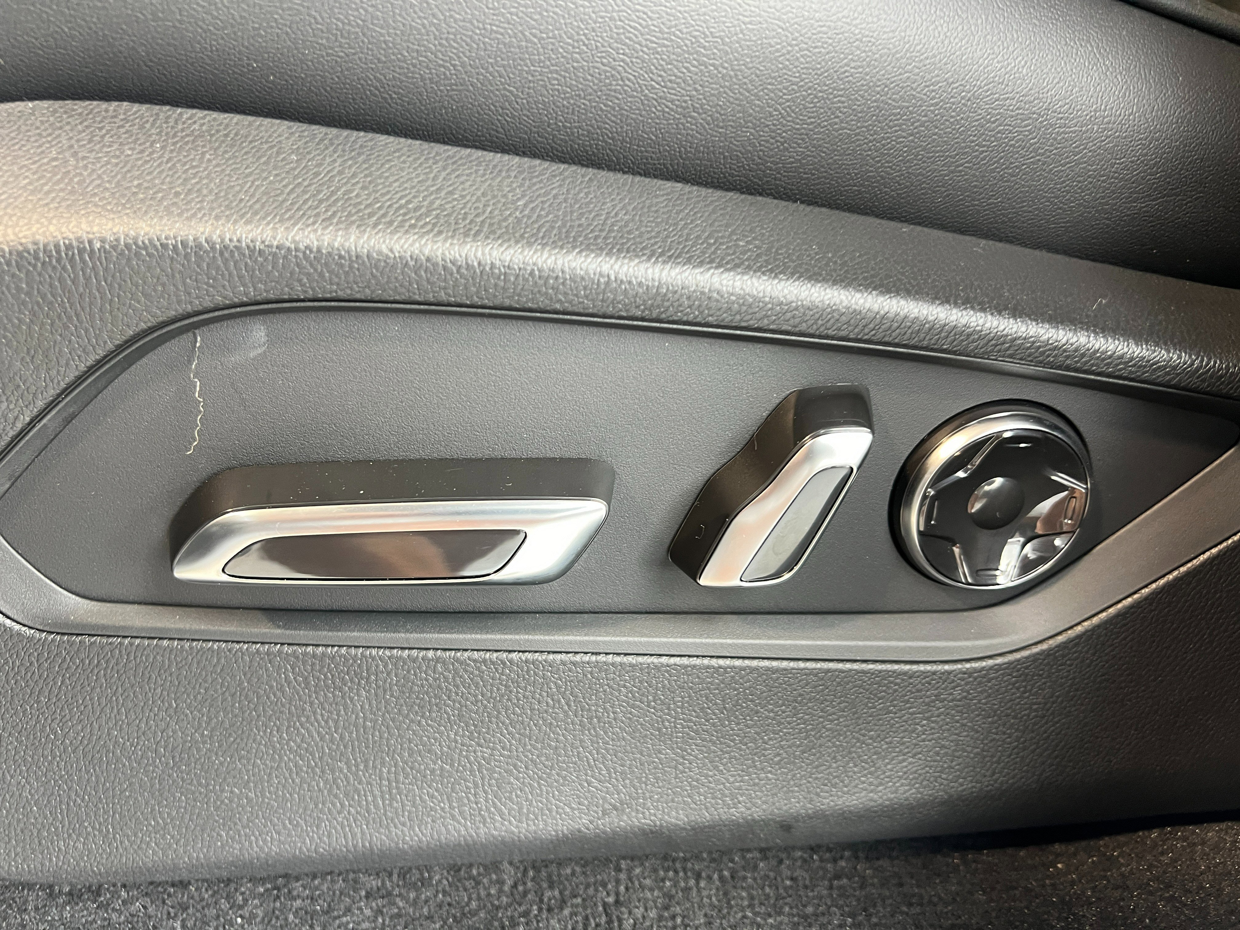 2026 Acura MDX A-Spec Package - Photo 11