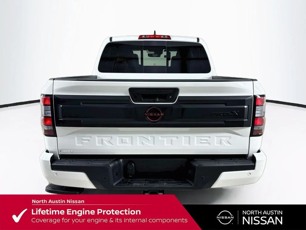 New 2026 White Nissan PRO-X image 7